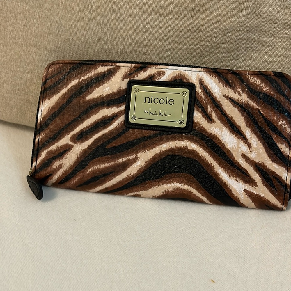Wallet Nicole Miller